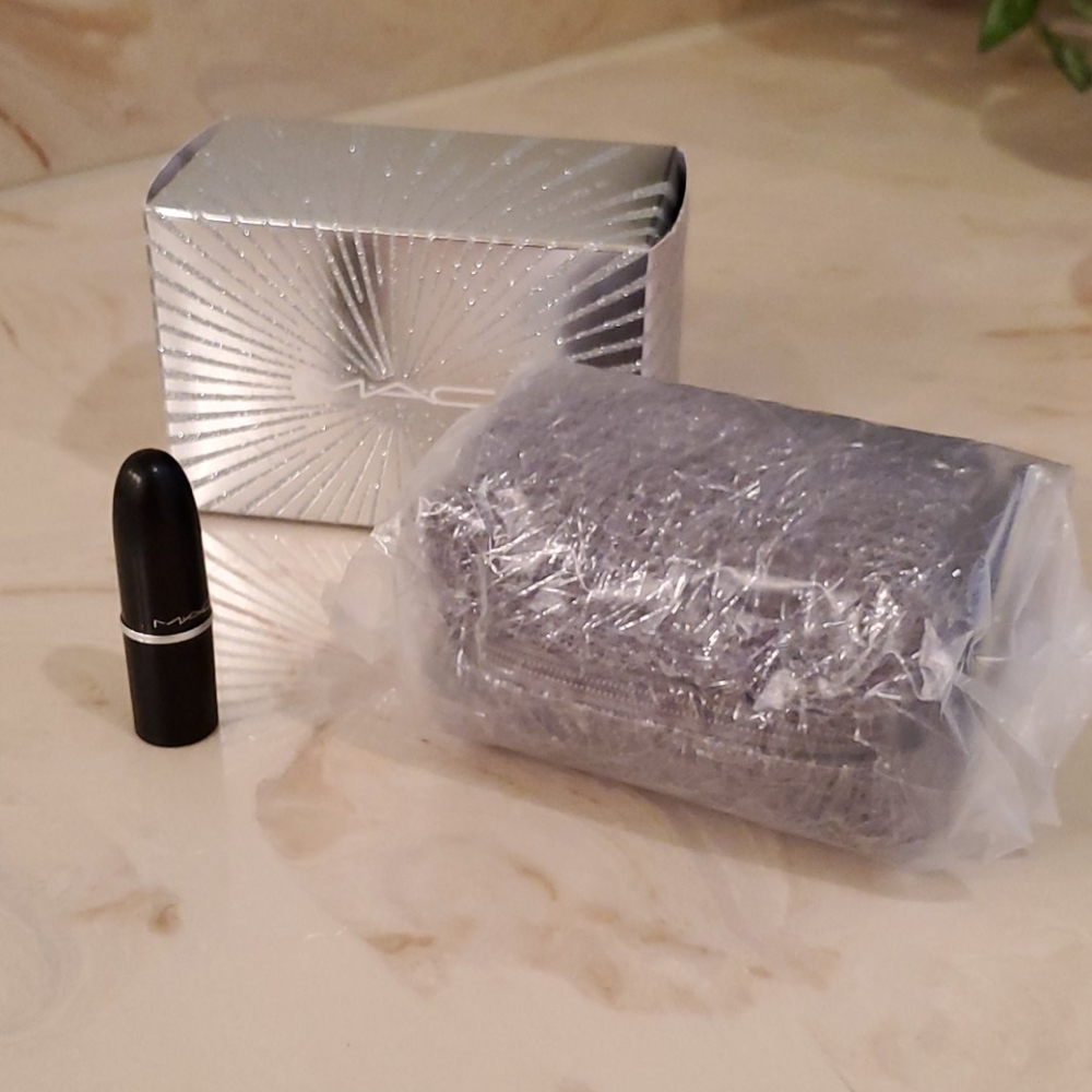 "Firework Like A Charm" M.A.C Mini Pouch/Lipstick - Picture 1 of 16